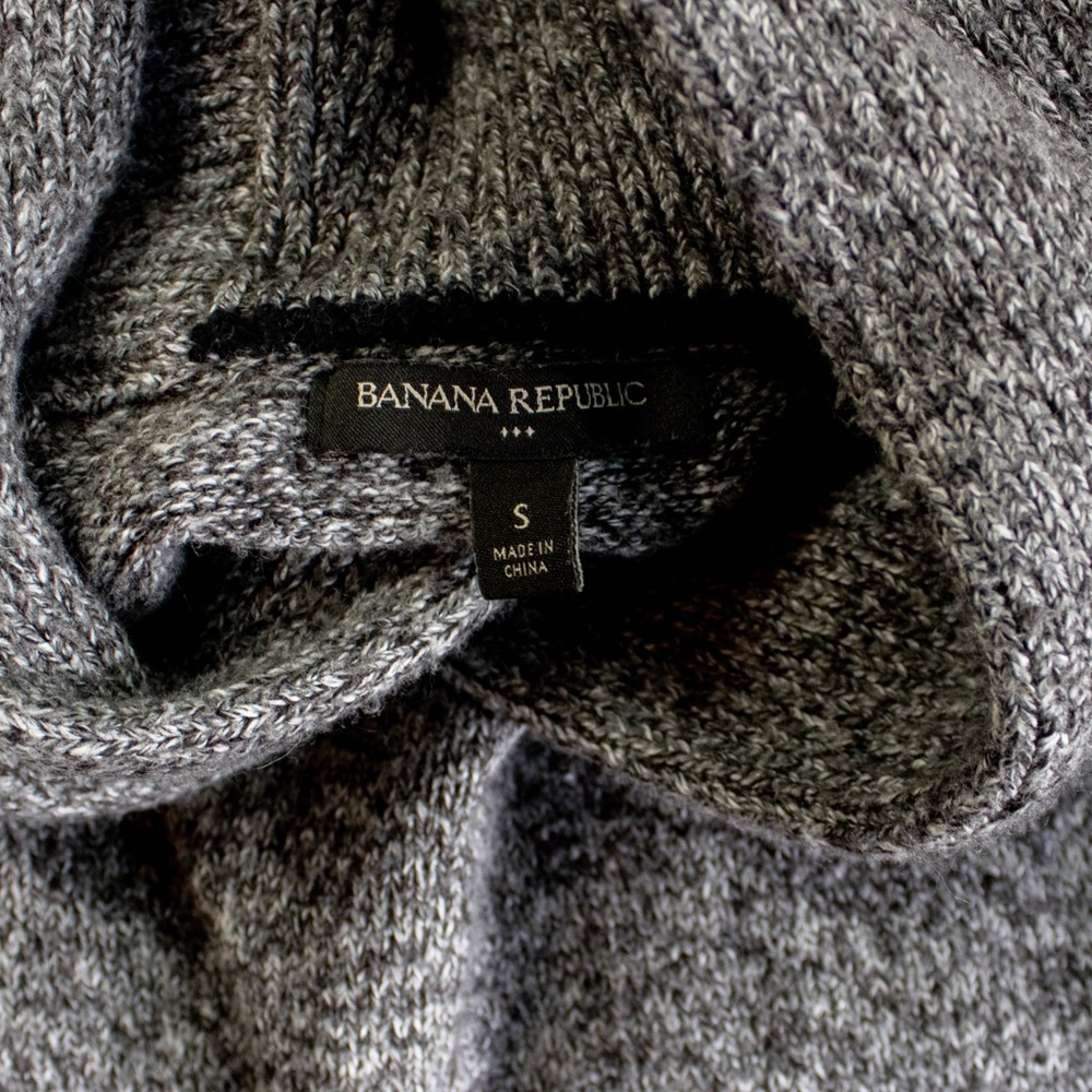 Banana Republic Gray Shawl Collar Pullover Long Sleeve Men’s Sweater Size Small - Picture 8 of 11